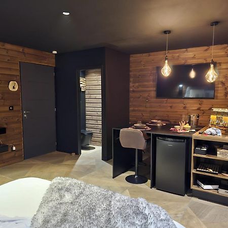 Le Chalet Loft Spa Calais Esterno foto