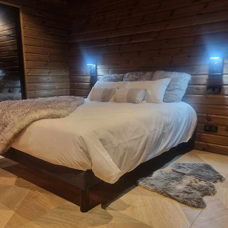 Le Chalet Loft Spa Calais Esterno foto