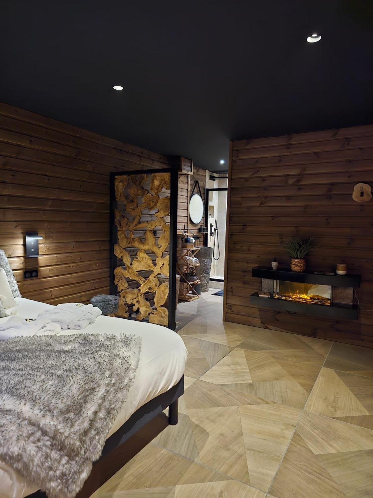 Le Chalet Loft Spa Calais Esterno foto